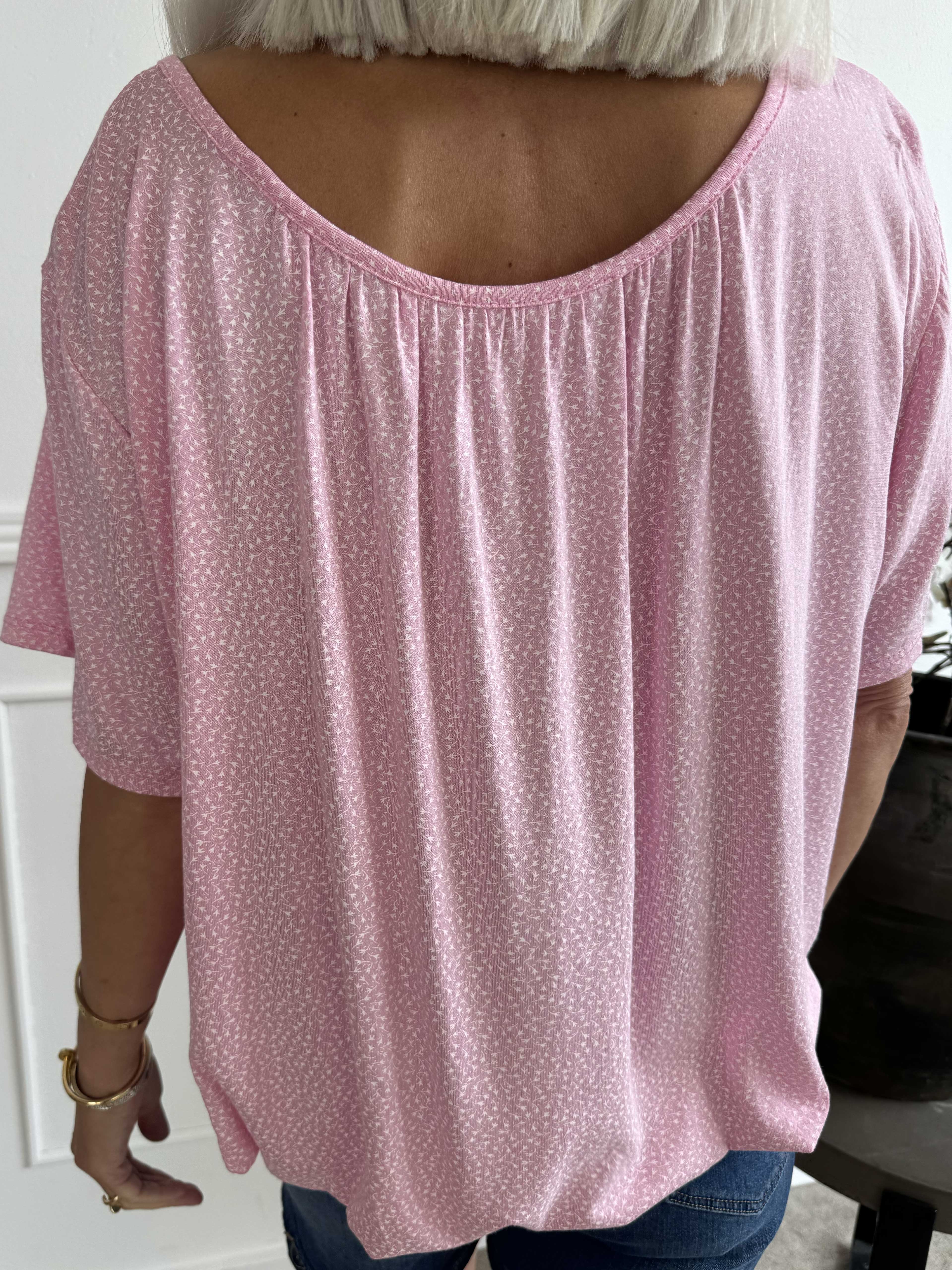 Miracle Flower T-shirt - Bluse i viskose med elastik forneden